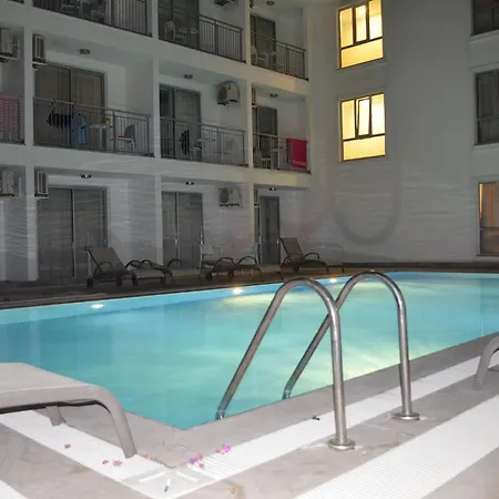 Twins Hotel *